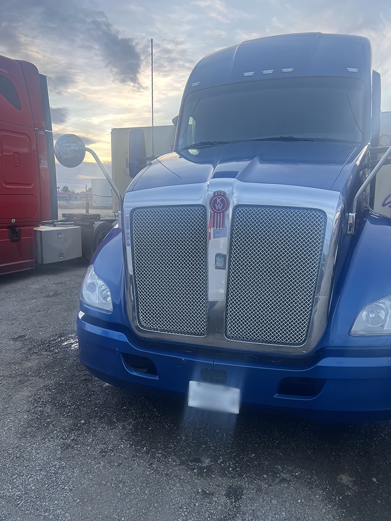 Semi-Trucks gallery photo